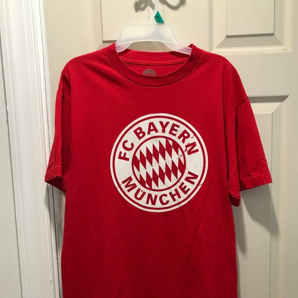 FC Bayern Munchen Tee Shirt - Picture 1 of 2